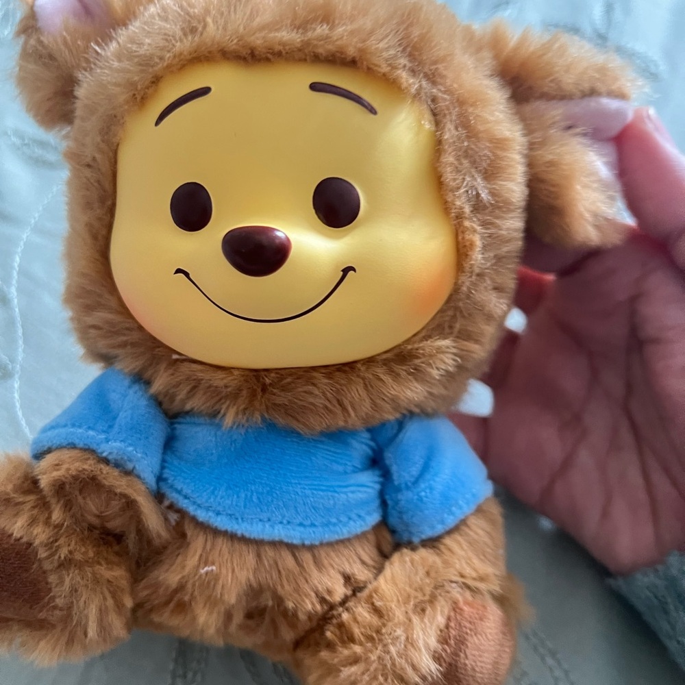MINISO Winnie  the poo blind box adzuki bean